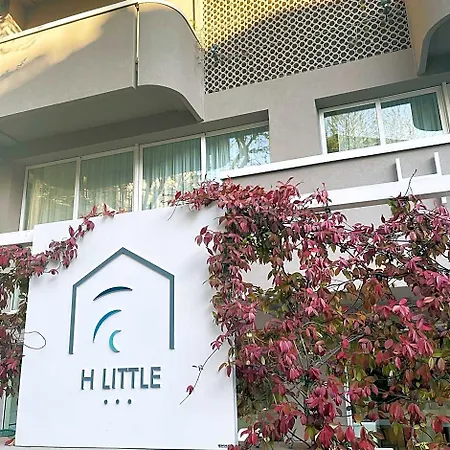 Little 호텔 리미니