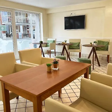 Otel Little 3*